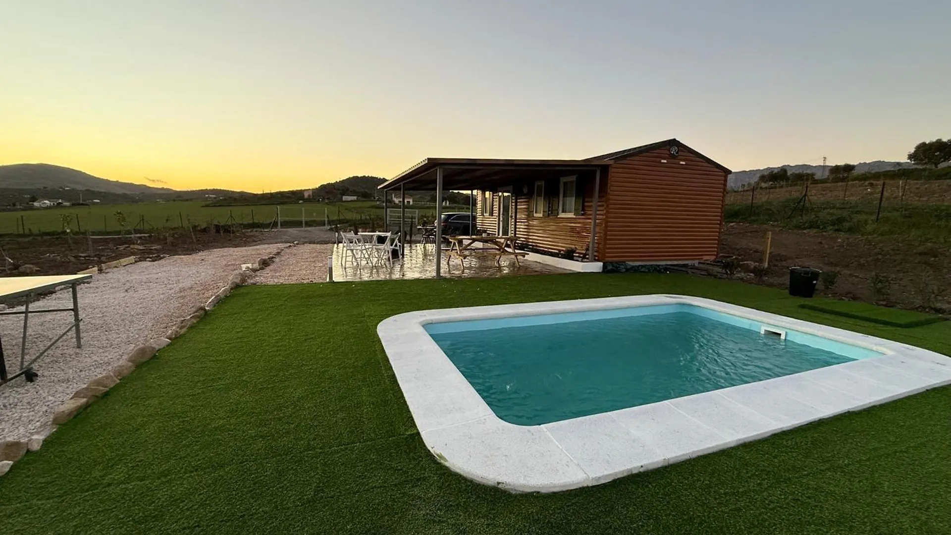 Casa Con Piscina Privada Bajo El Torcal Villa Malaga 0*,